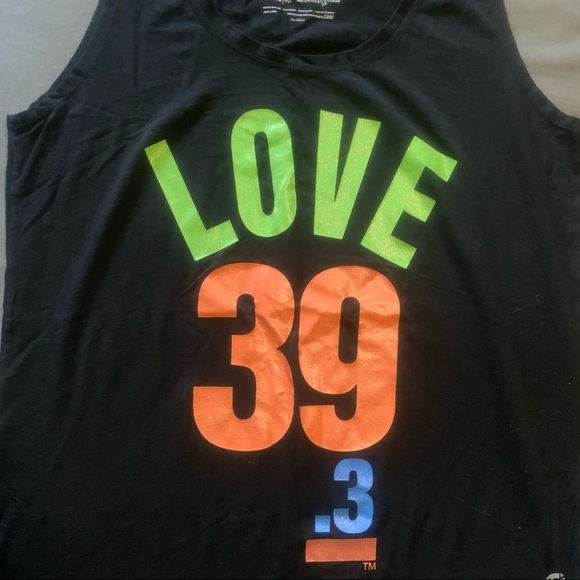 Raw Threads 39.3 Goofy theme sleeveless top - Picture 2 of 5